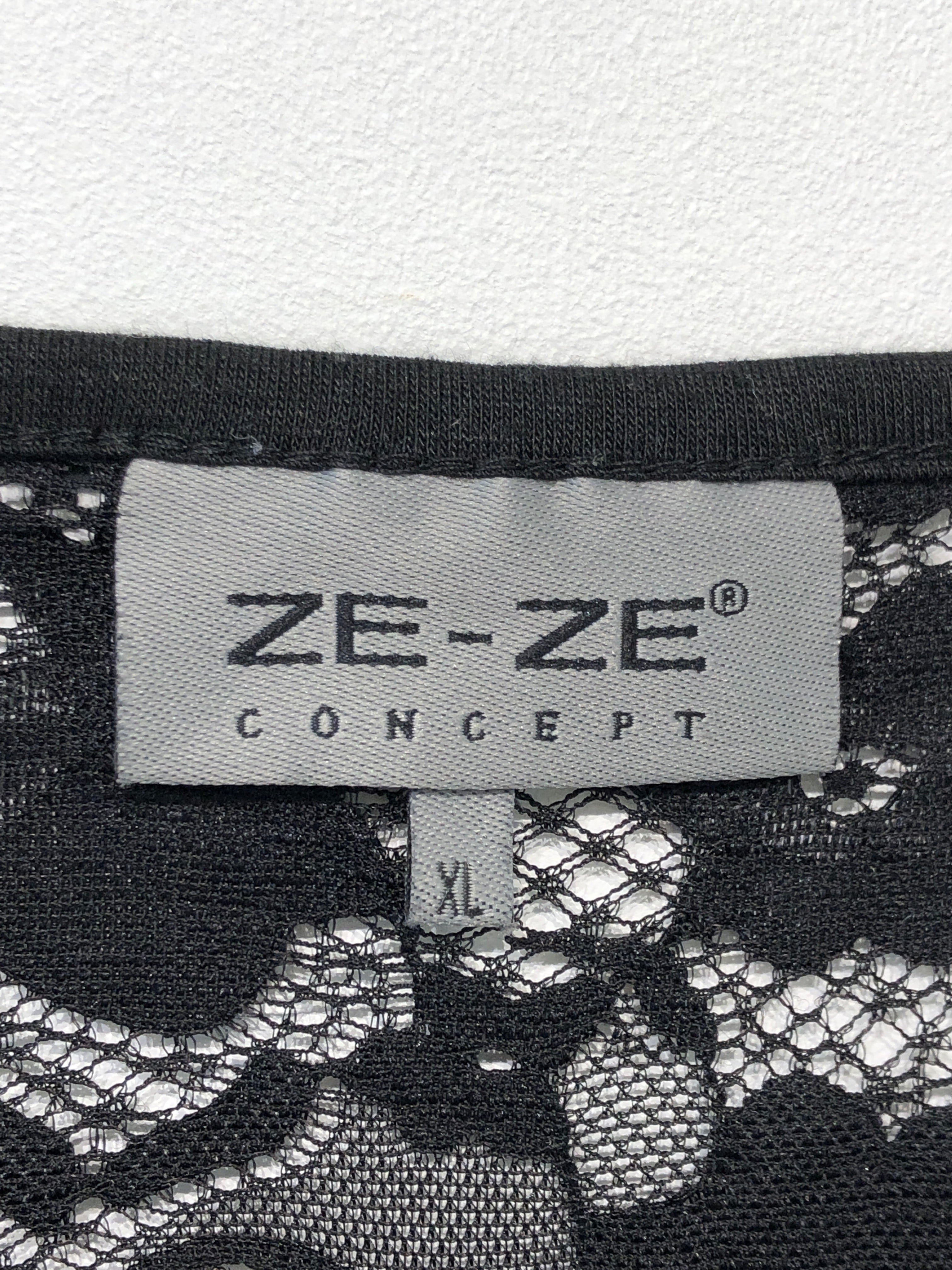 Ze-Ze Bluse